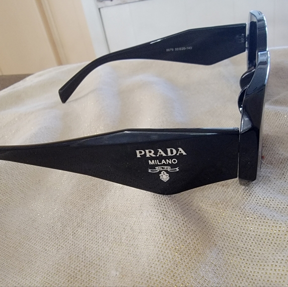 Prada Black Sunglasses Unisex Rectangle - Picture 5 of 11
